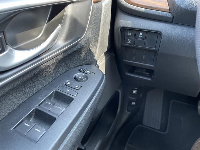 Photo of 2020 Crystal Black Pearl Honda CR-V