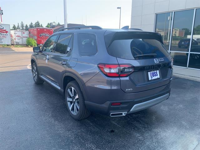 Photo of 2025 Modern Steel Metallic Honda Pilot