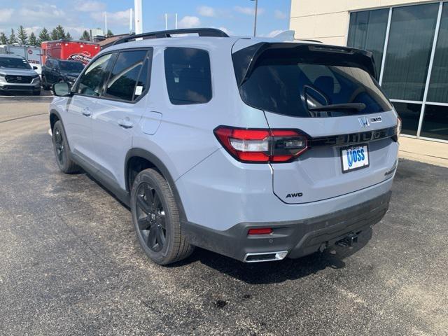 Photo of 2025 Sonic Gray Pearl Honda Pilot