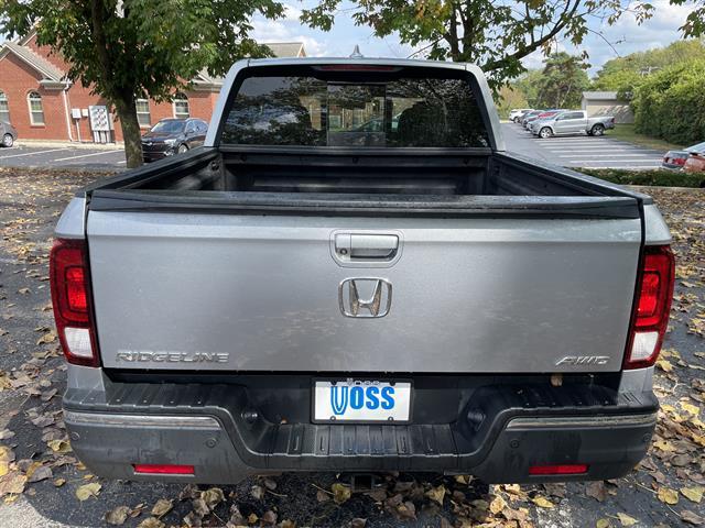 Photo of 2020 Lunar Silver Metallic Honda Ridgeline