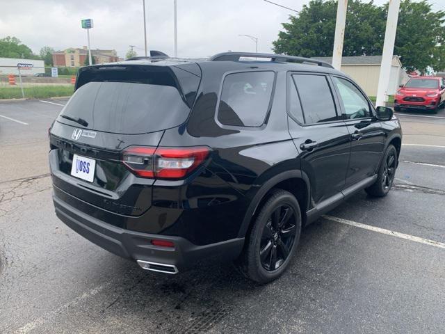 Photo of 2025 Crystal Black Pearl Honda Pilot