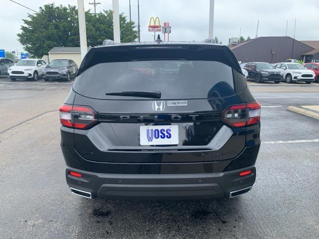 Photo of 2025 Crystal Black Pearl Honda Pilot