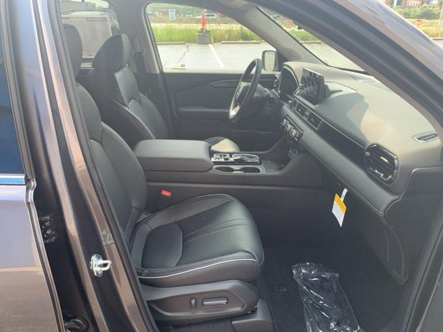 Photo of 2025 Modern Steel Metallic Honda Pilot