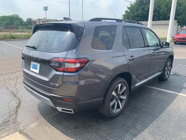 Photo of 2025 Modern Steel Metallic Honda Pilot
