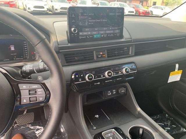 Photo of 2025 Modern Steel Metallic Honda Pilot