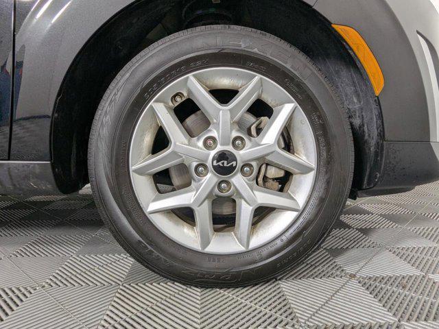 Photo of 2024 Fusion Black Kia Soul