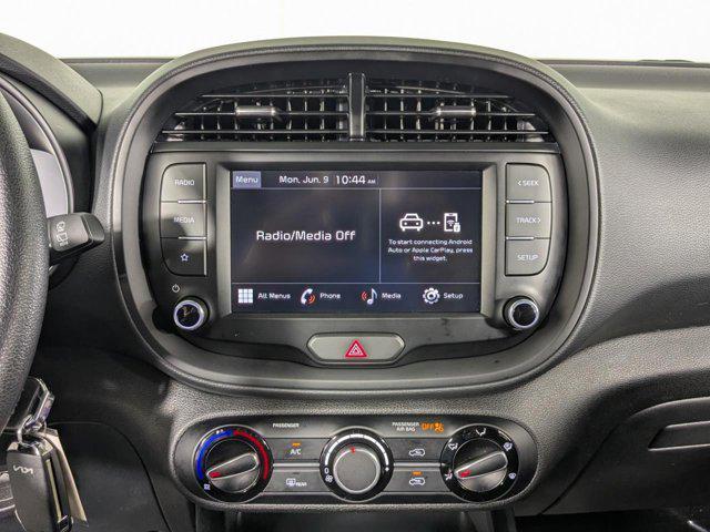 Photo of 2024 Fusion Black Kia Soul