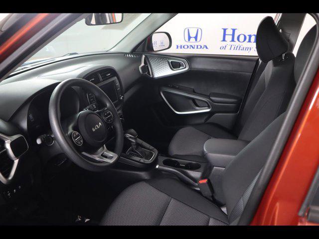 Photo of 2024 Mars Orange Kia Soul