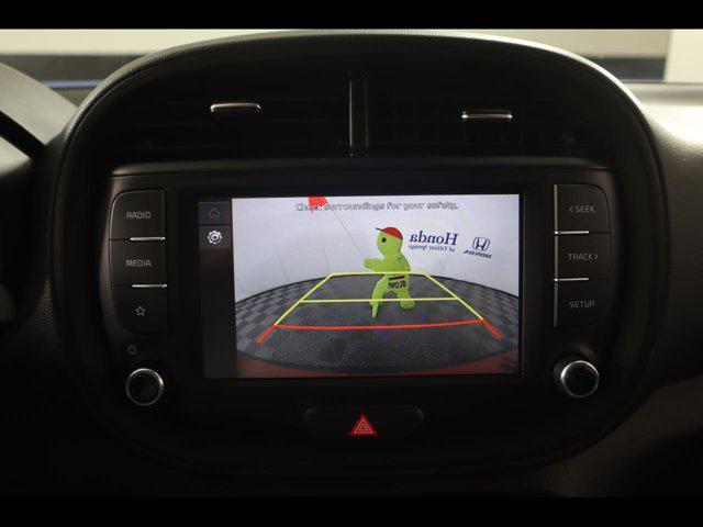 Photo of 2024 Mars Orange Kia Soul