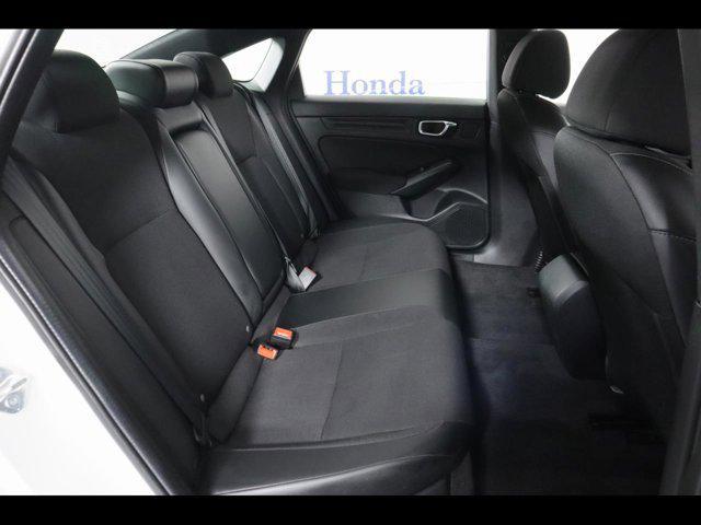 Photo of 2025 PLATINUM WHITE Honda Civic
