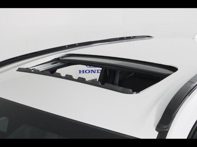 Photo of 2026 Platinum White Pearl Honda CR-V Hybrid
