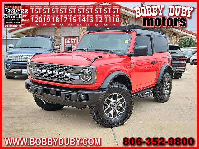 Photo of 2023 Race Red Ford Bronco