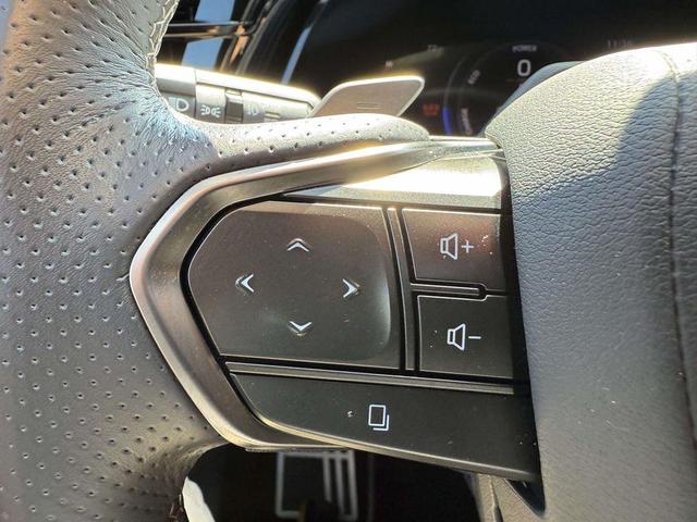 Photo of 2024 Ultra White Lexus RX 500h