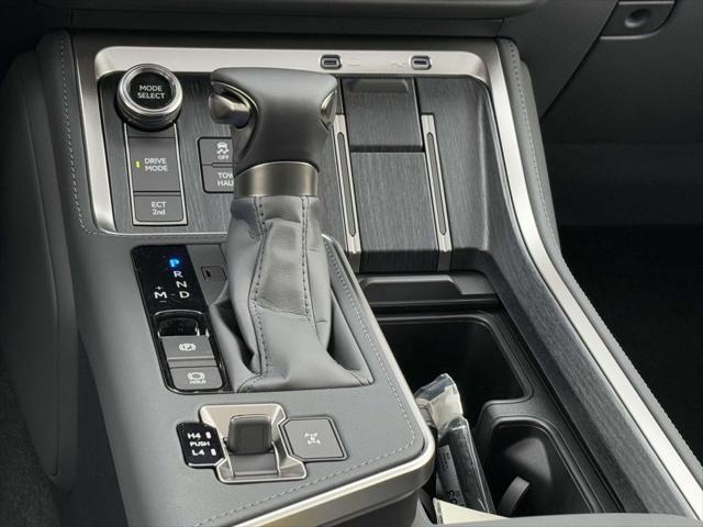 Photo of 2025 Nebula Gray Pearl Lexus GX 550