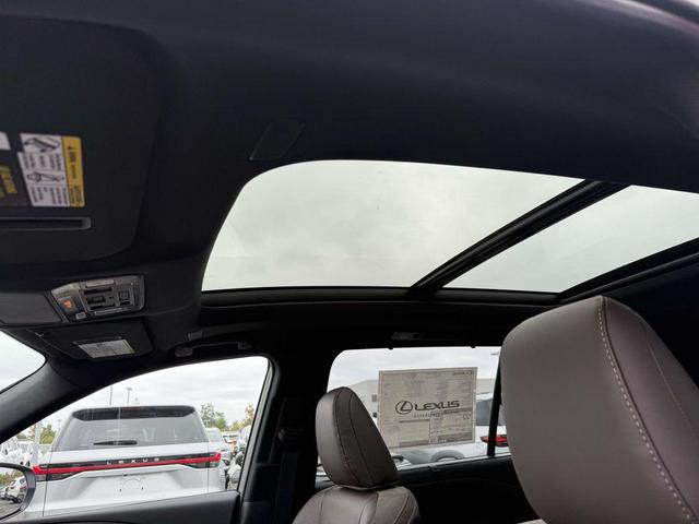 Photo of 2026 Wind Chill Pearl Lexus TX 350