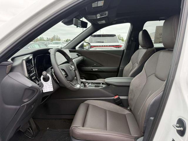 Photo of 2026 Wind Chill Pearl Lexus TX 350