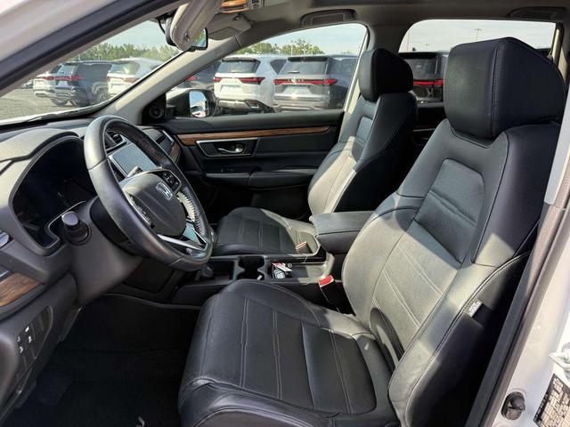 Photo of 2019 Platinum White Pearl Honda CR-V