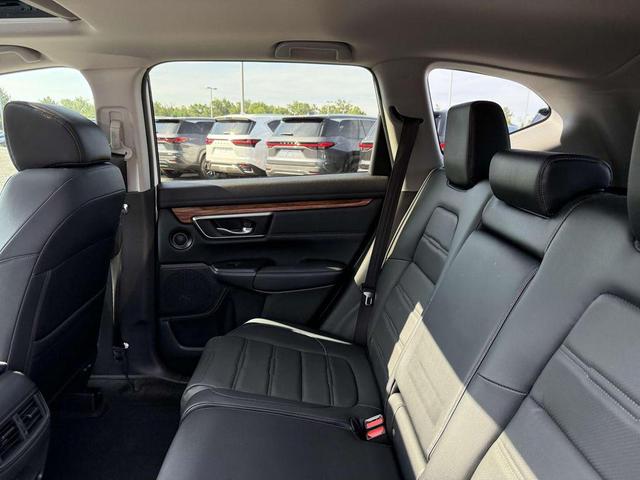 Photo of 2019 Platinum White Pearl Honda CR-V