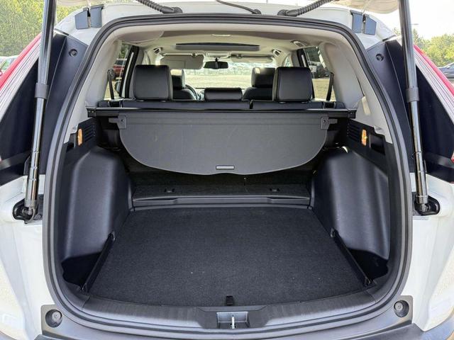 Photo of 2019 Platinum White Pearl Honda CR-V