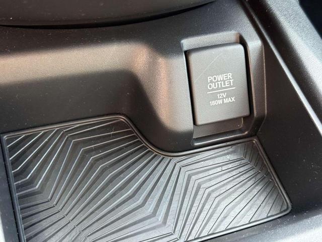 Photo of 2019 Platinum White Pearl Honda CR-V