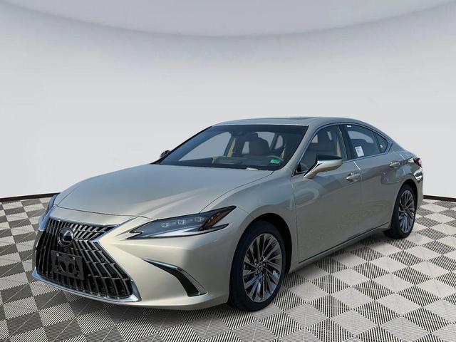 Photo of 2025 Moonbeam Beige Metallic Lexus ES 300h