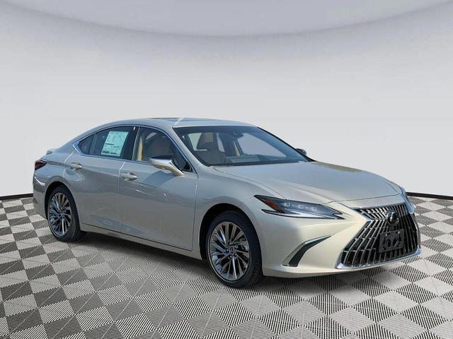 Photo of 2025 Moonbeam Beige Metallic Lexus ES 300h