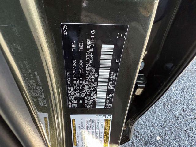 Photo of 2025 Nori Green Pearl Lexus NX 450h+