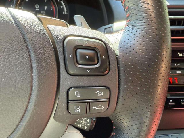 Photo of 2023 Ultra White Lexus IS 350