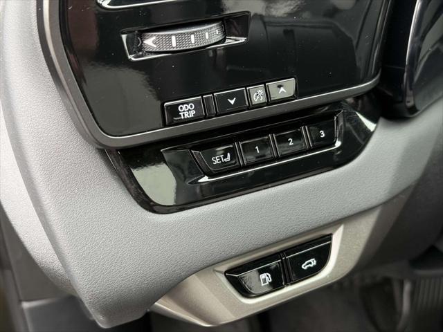 Photo of 2024 Nori Green Pearl Lexus RX 350