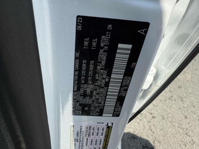 Photo of 2023 Eminent White Pearl Lexus RX 350