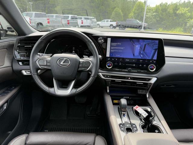Photo of 2025 Eminent White Pearl Lexus RX 450h+