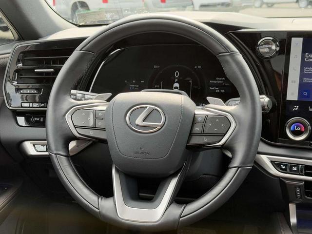 Photo of 2025 Eminent White Pearl Lexus RX 450h+