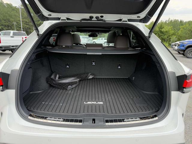 Photo of 2025 Eminent White Pearl Lexus RX 450h+