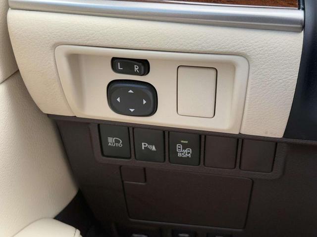 Photo of 2017 Eminent White Pearl Lexus ES 350