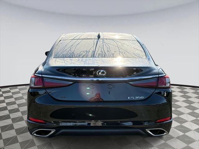 Photo of 2024 Obsidian Lexus ES 350