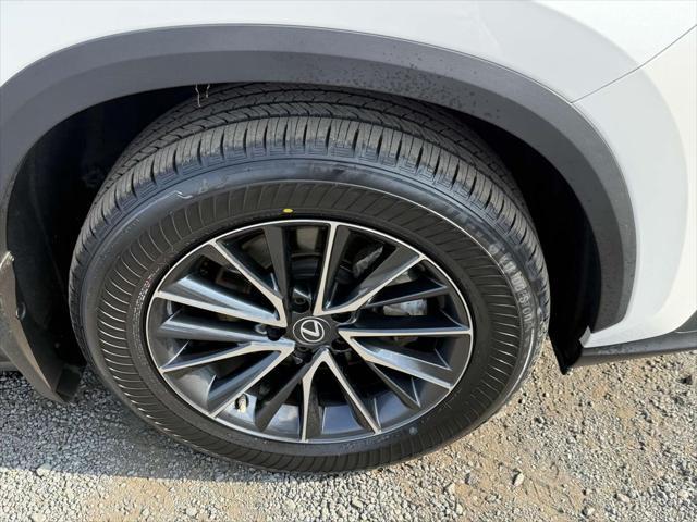 Photo of 2022 Eminent White Pearl Lexus NX 350