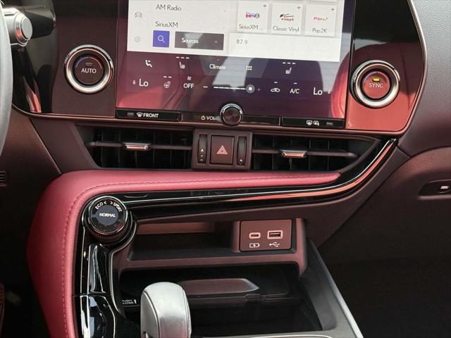 Photo of 2022 Eminent White Pearl Lexus NX 350