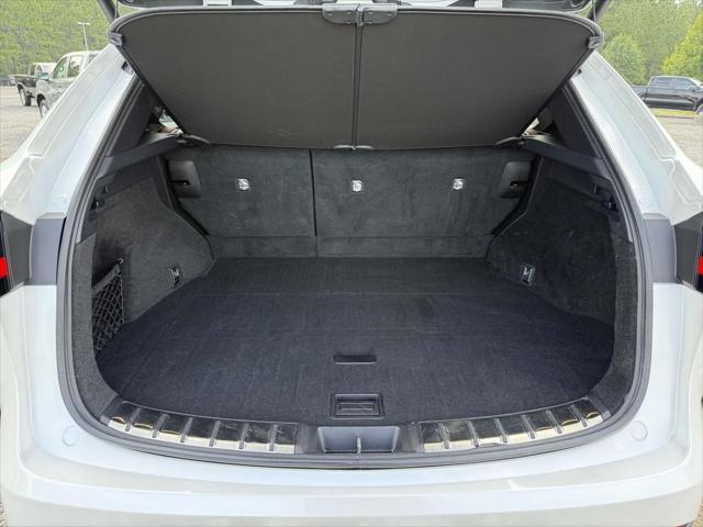 Photo of 2022 Eminent White Pearl Lexus NX 350