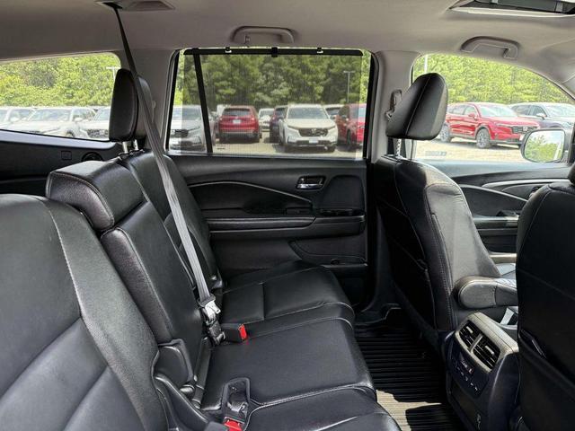 Photo of 2022 Platinum White Pearl Honda Pilot