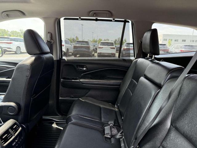 Photo of 2022 Platinum White Pearl Honda Pilot