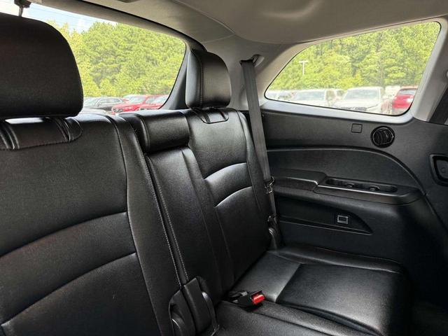 Photo of 2022 Platinum White Pearl Honda Pilot
