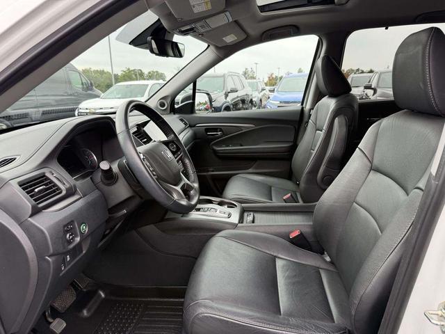 Photo of 2021 Platinum White Pearl Honda Pilot