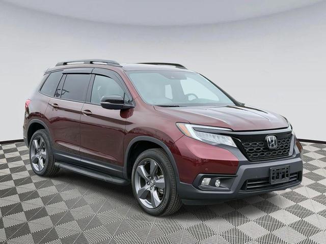 Photo of 2021 Deep Scarlet Pearl Honda Passport