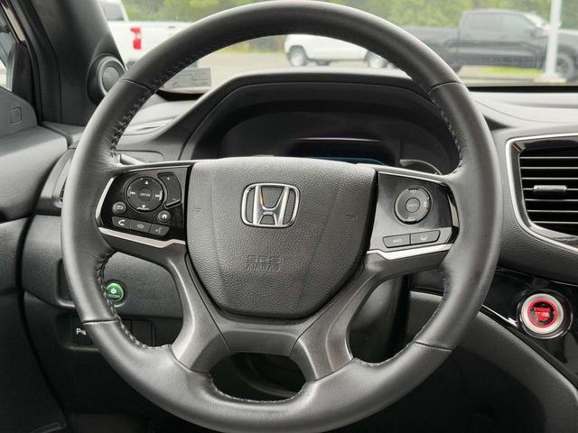 Photo of 2021 Deep Scarlet Pearl Honda Passport