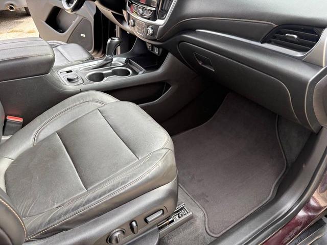 Photo of 2020 Black Cherry Metallic Chevrolet Traverse