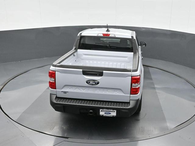Photo of 2025 Space White Metallic Ford Maverick