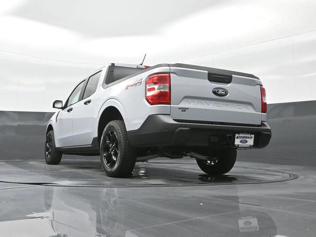 Photo of 2025 Space White Metallic Ford Maverick
