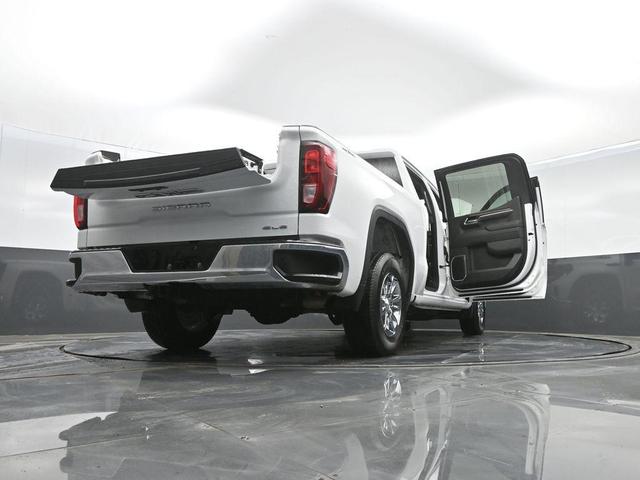 Photo of 2024 Summit White GMC Sierra 1500