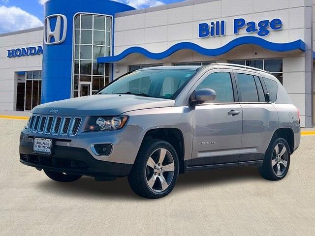 Photo of 2017 Billet Silver Metallic Clearcoat Jeep Compass