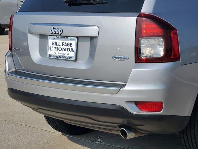 Photo of 2017 Billet Silver Metallic Clearcoat Jeep Compass